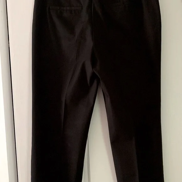 Chicos NEW WITH TAGS Black Stretch Straight Leg Crop Pants Size 4 (Chico 0) - Picture 6 of 8